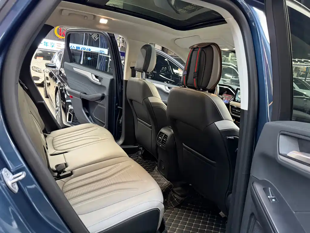Ford Escape — миниатюра 17