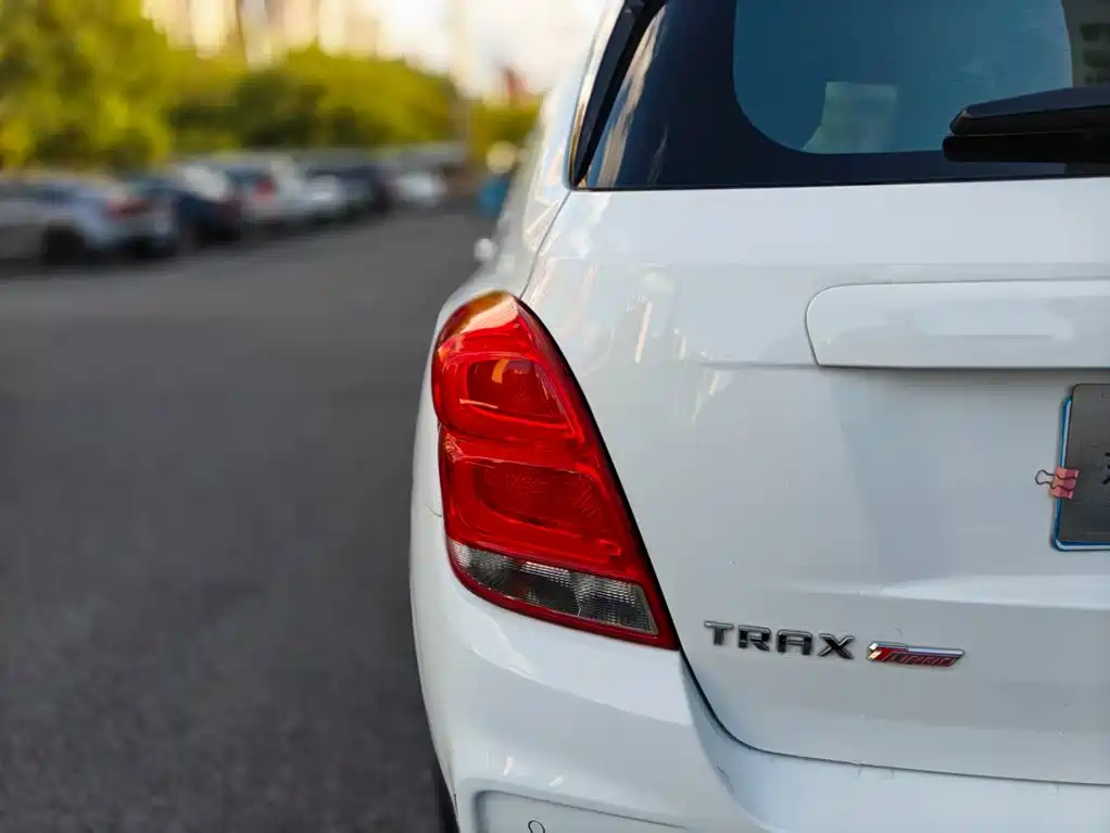 Chevrolet Trax — миниатюра 9