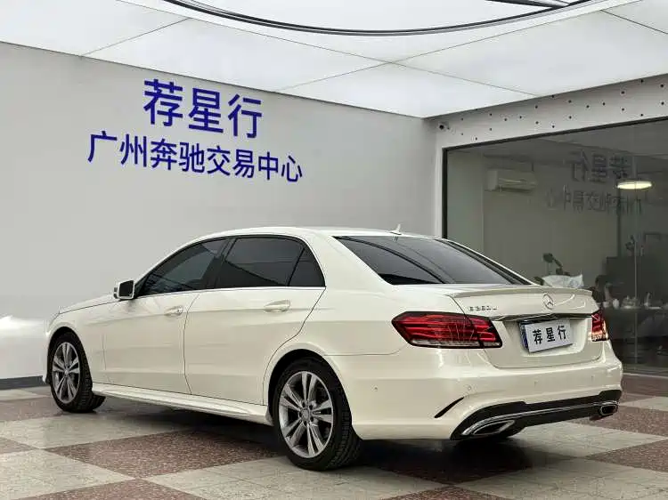 Mercedes-Benz E-Class — миниатюра 6