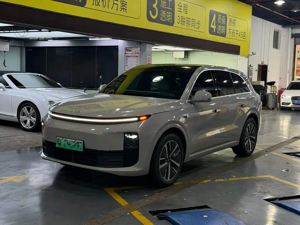 Li Auto L6 2024 Pro