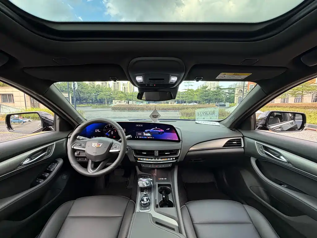 Cadillac CT5 — миниатюра 11