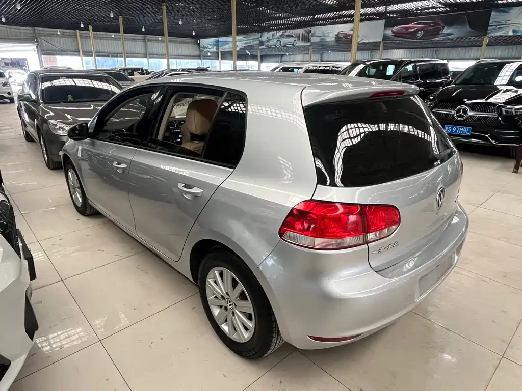 Volkswagen Golf — миниатюра 4
