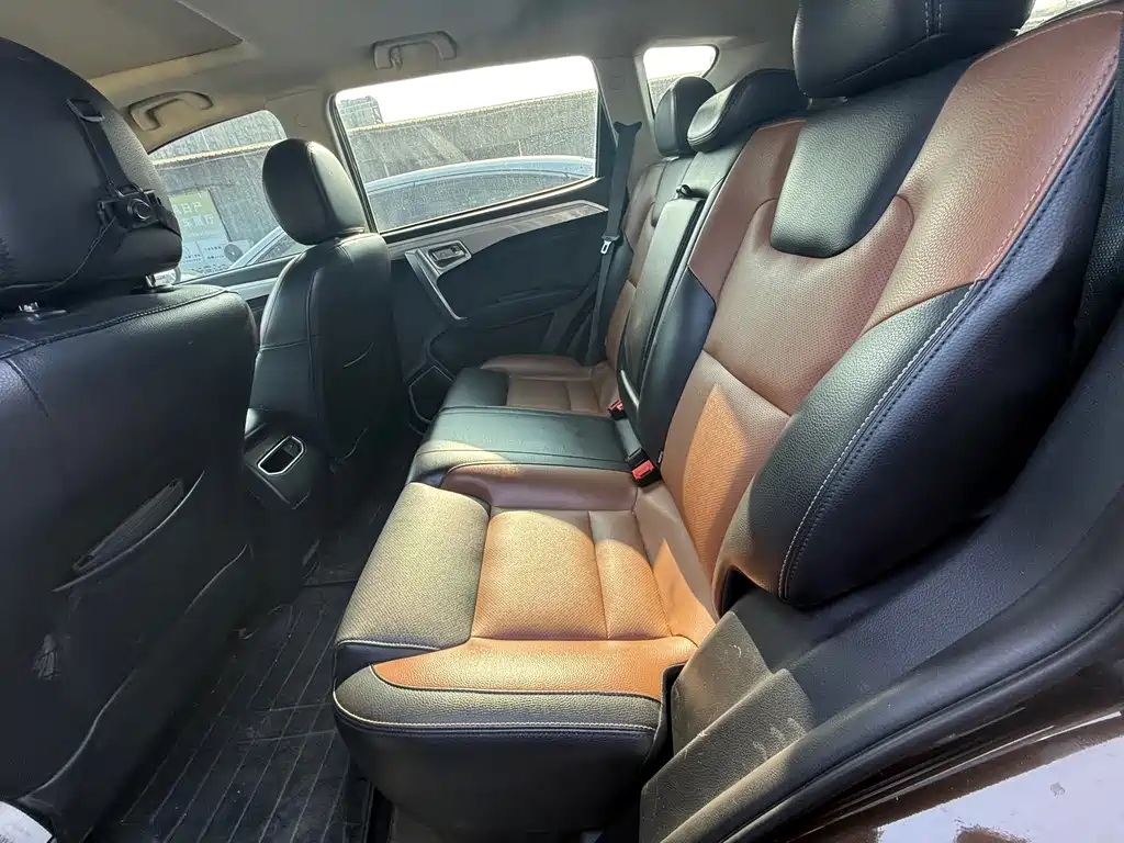 GEELY AUTOMOBILE VISION X6