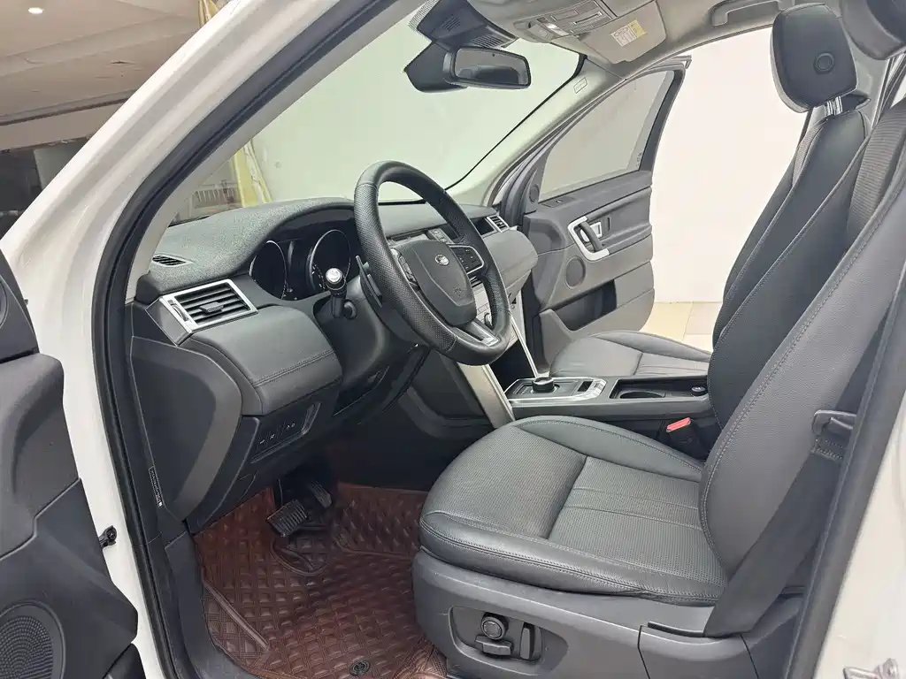 Land Rover Discovery Sport — миниатюра 6