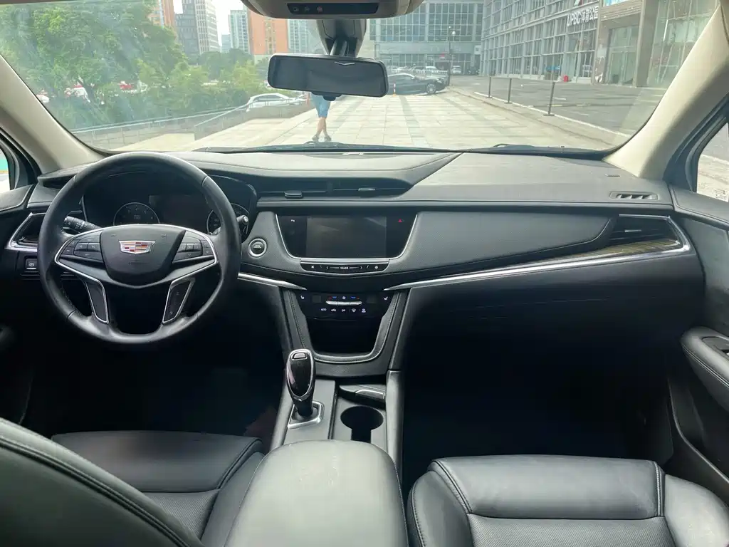 Cadillac XT5 — миниатюра 12
