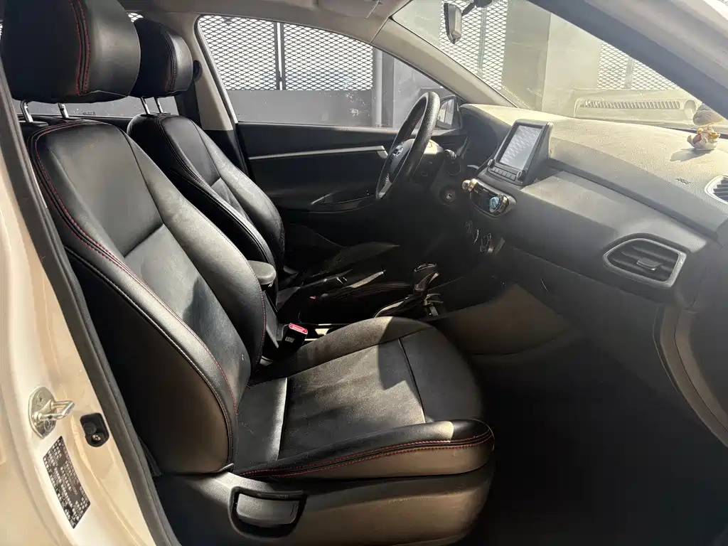 Hyundai Elantra 2017 1.6L AT GLS