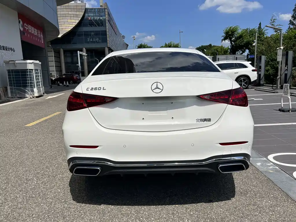 Mercedes-Benz C-Class — миниатюра 22