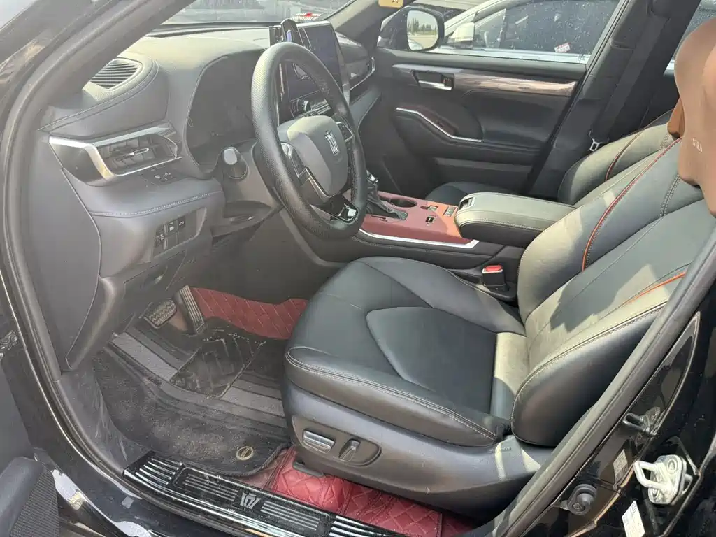 Toyota Crown Kluger — миниатюра 4