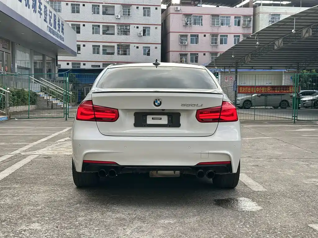 BMW 3 Series — миниатюра 6
