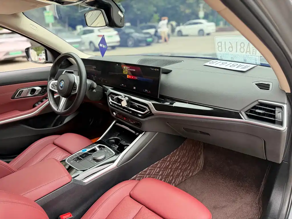 BMW i3 — миниатюра 10
