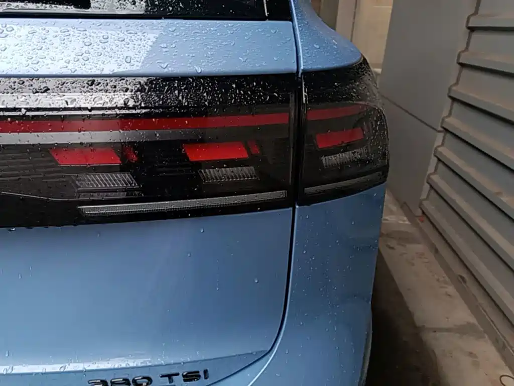 Volkswagen Tiguan L — миниатюра 8