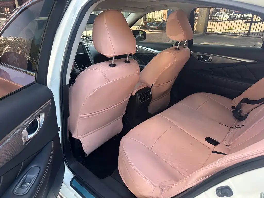 Infiniti Q50L — миниатюра 9