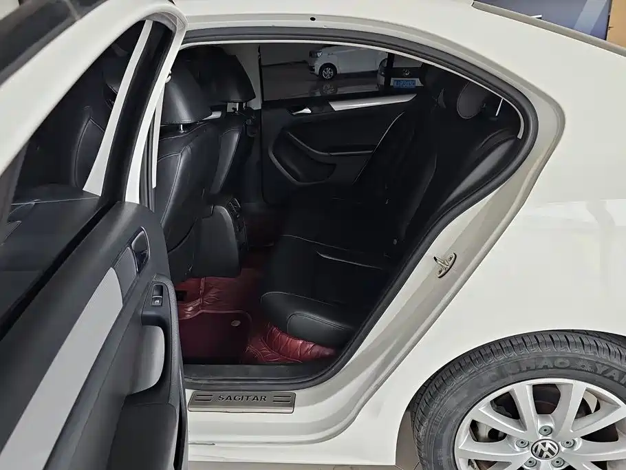 Volkswagen Sagitar — миниатюра 11