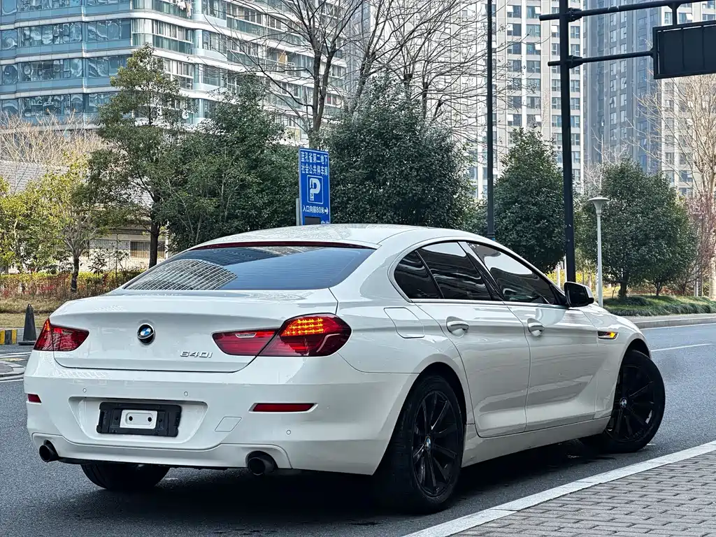 BMW 6 Series — миниатюра 4