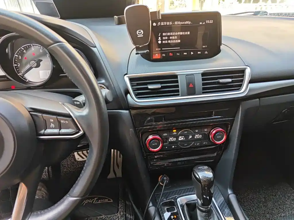 Mazda 3 Axela — миниатюра 9