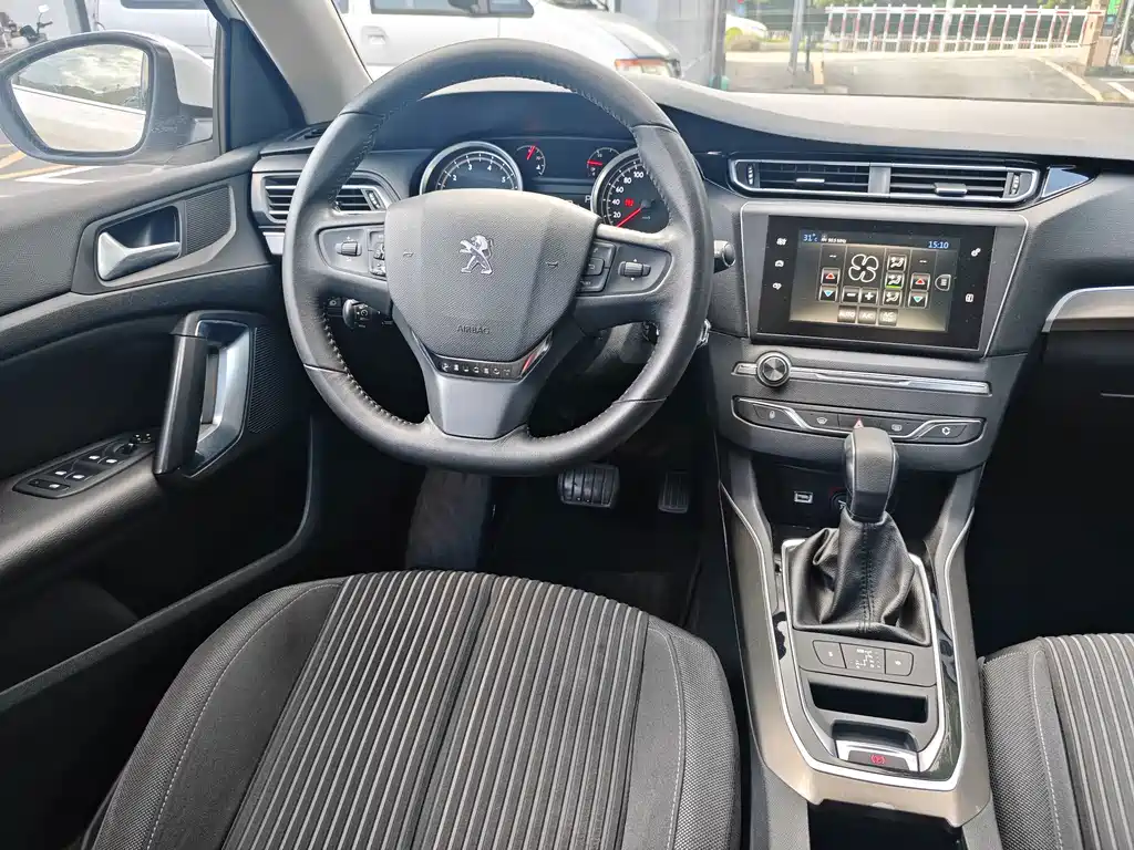 Peugeot 408 — миниатюра 10