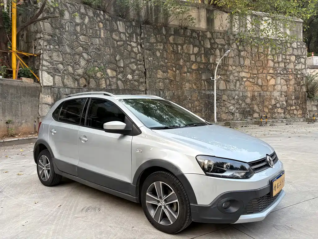 Volkswagen Polo — миниатюра 3