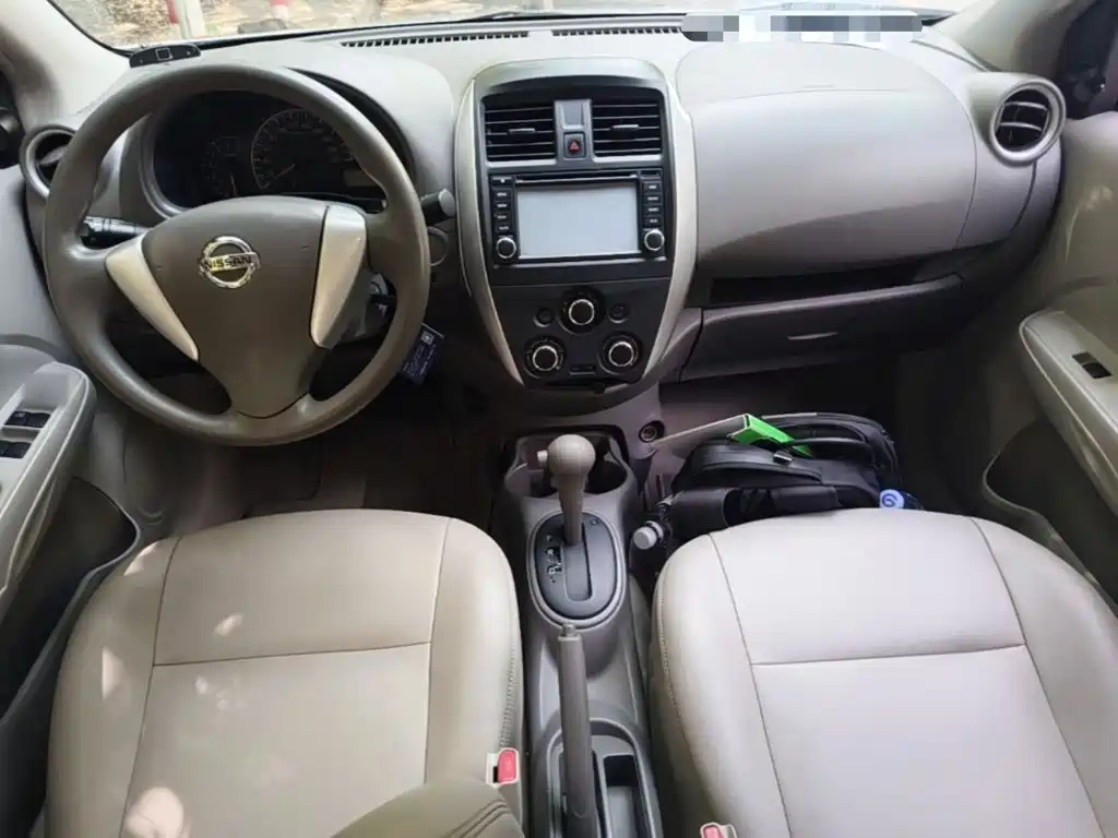 Nissan Sunny — миниатюра 10
