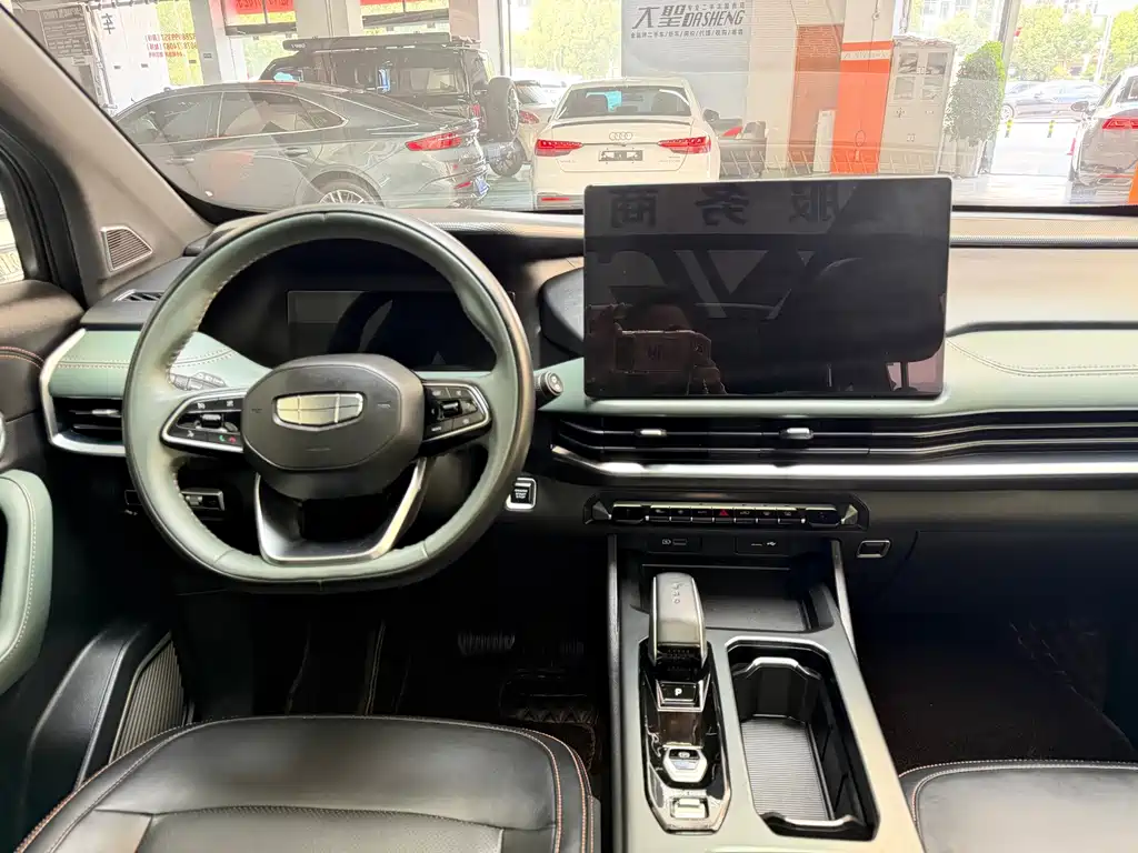 Geely Haoyue L — миниатюра 7