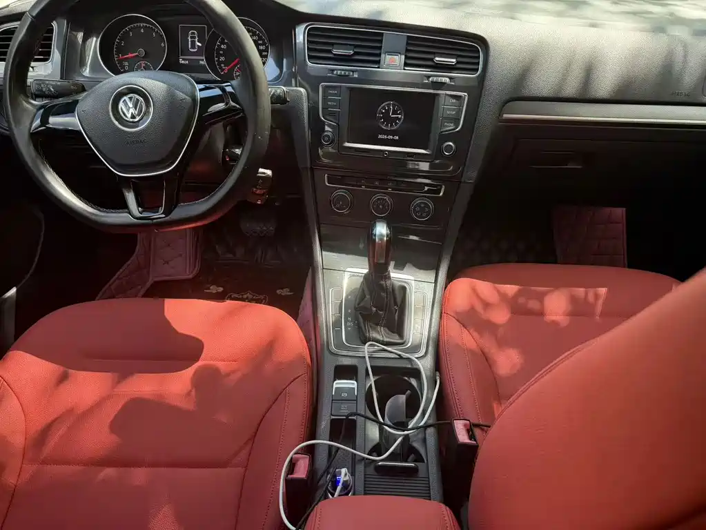 Volkswagen Golf — миниатюра 6