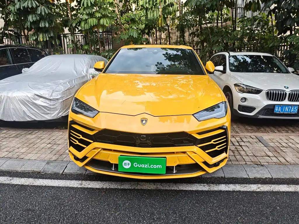 Lamborghini Urus — миниатюра 2