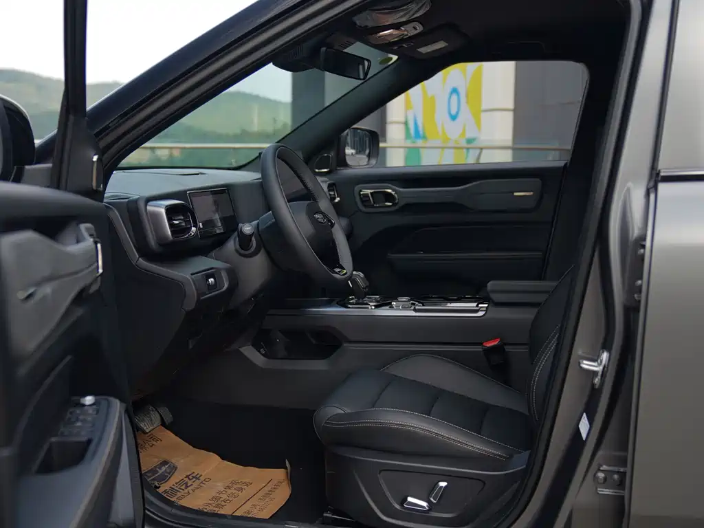 Geely Cowboy — миниатюра 4