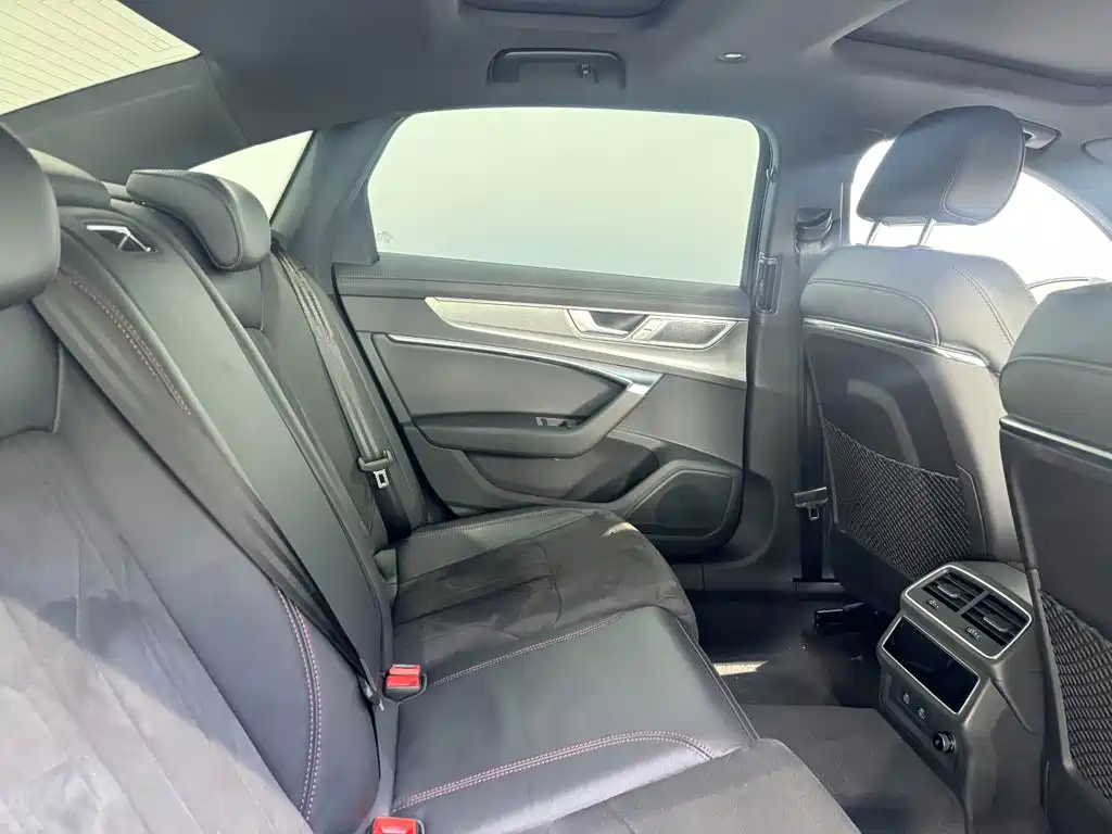 Audi A6L 45 TFSI Select Dynamic Type, фото 8