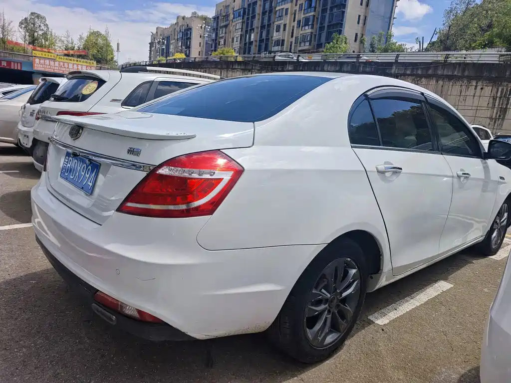 Geely Emgrand — миниатюра 8