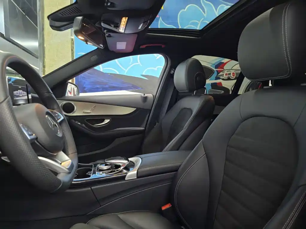 Mercedes-Benz C-Class — миниатюра 10