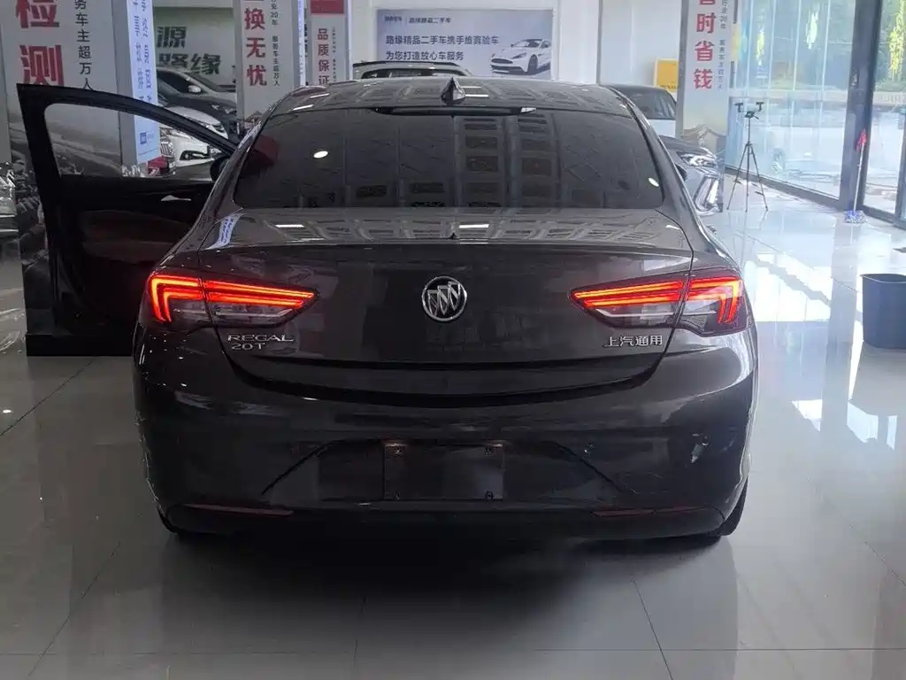 Buick Regal — миниатюра 14