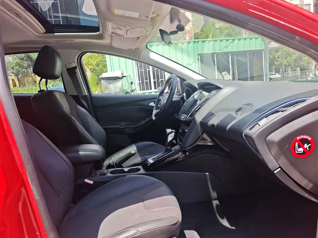 Ford Focus — миниатюра 4