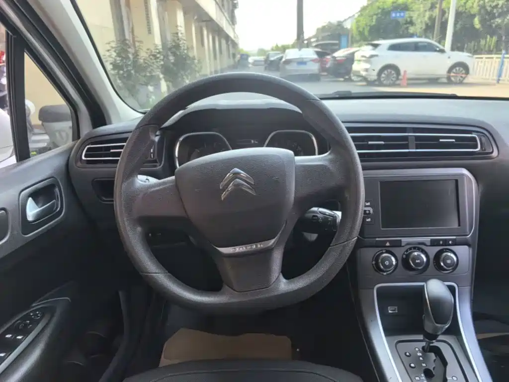 Citroen C4 — миниатюра 11
