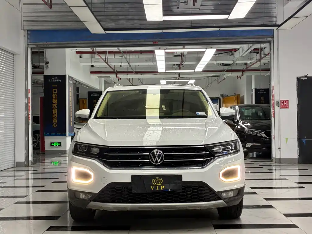 Volkswagen T-Roc 2021 280TSI DSG Luxury Smart Connect