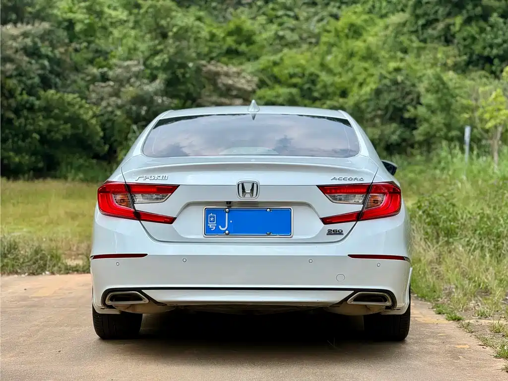 Honda Accord — миниатюра 5