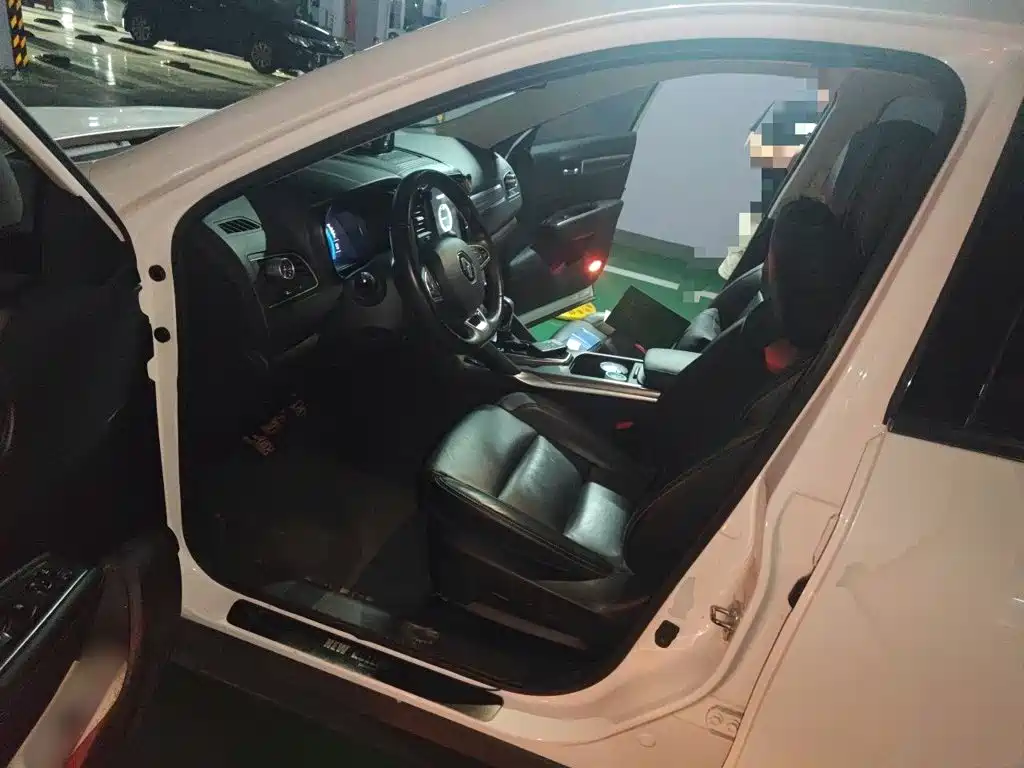 Renault Koleos — миниатюра 13