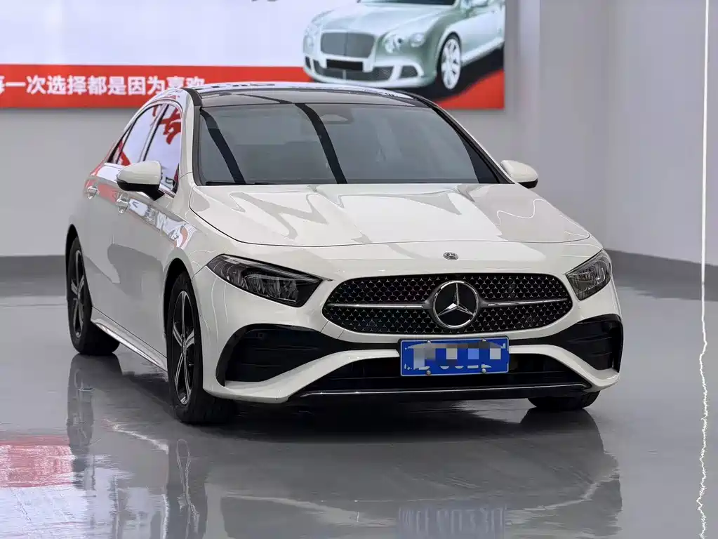Mercedes-Benz A-Class — миниатюра 3