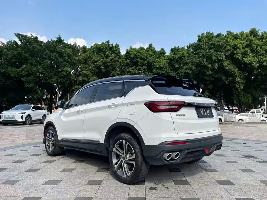 Geely Binyue — миниатюра 5