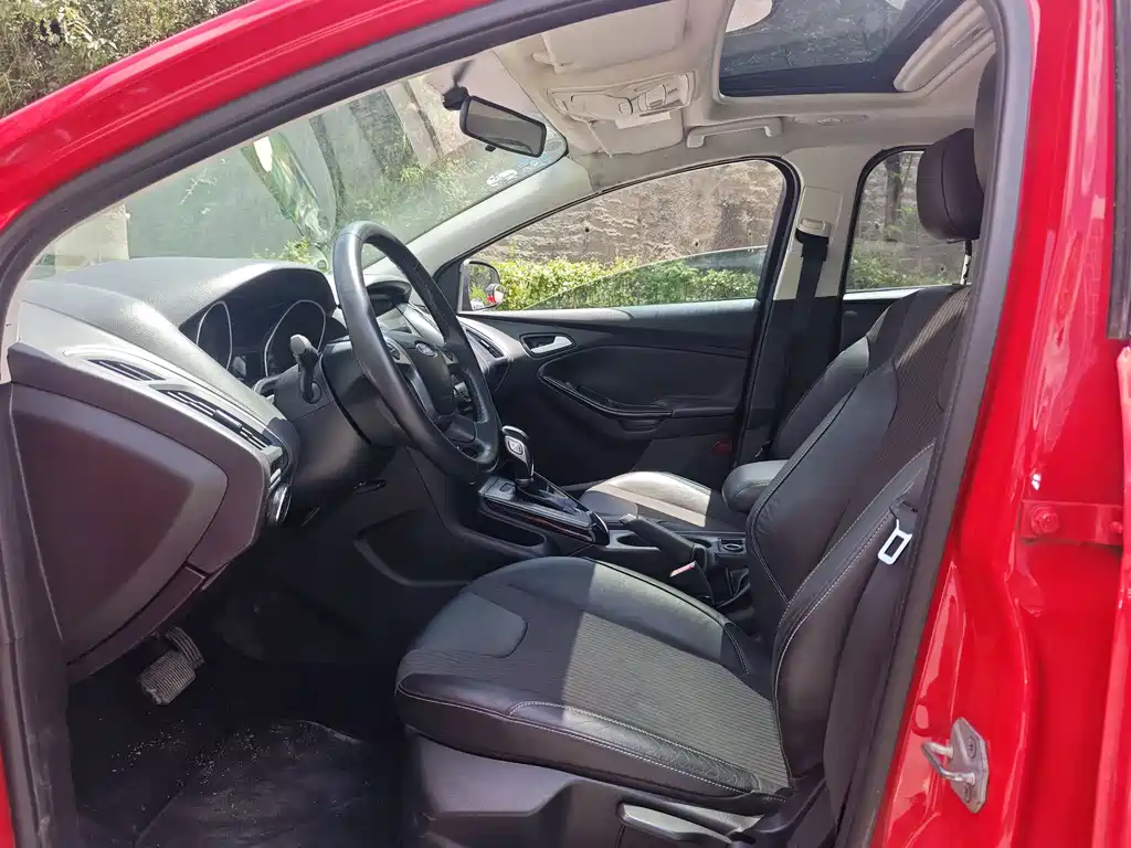 Ford Focus — миниатюра 10