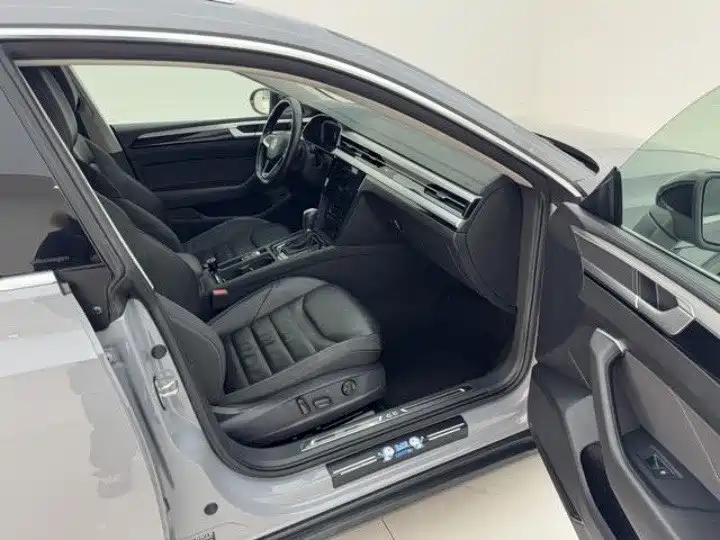 Volkswagen CC — миниатюра 4