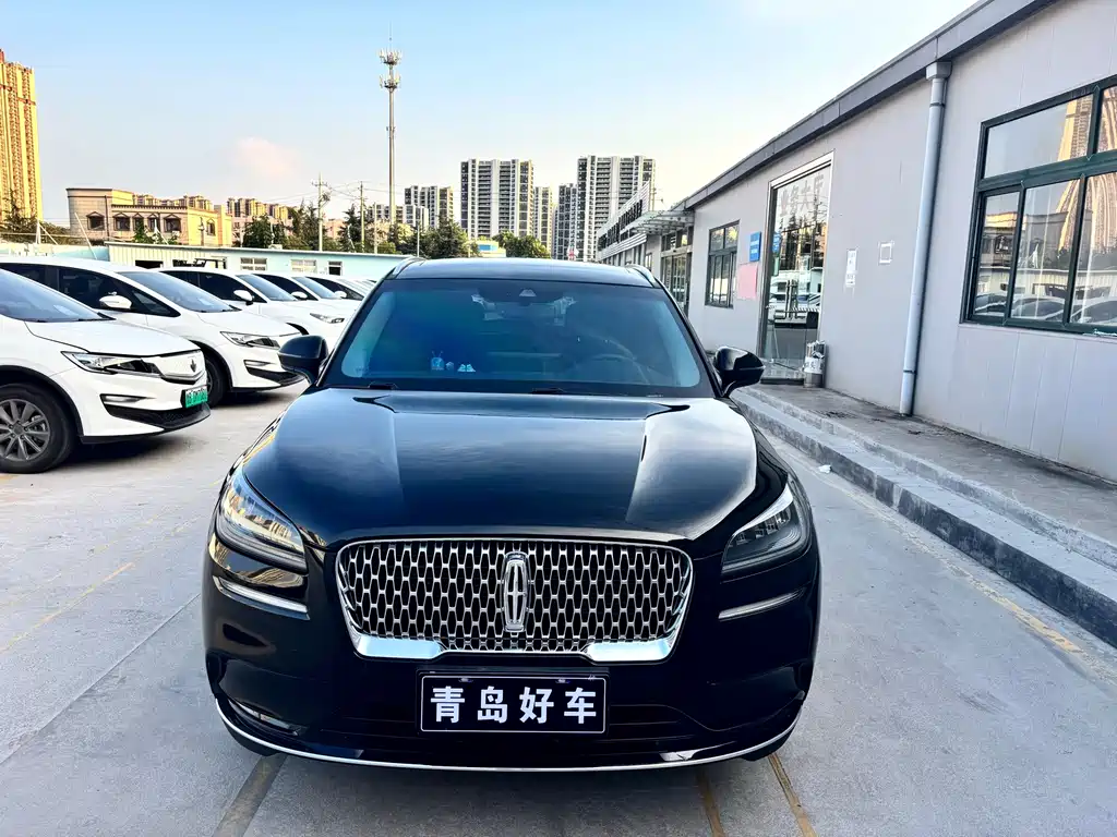 Lincoln Corsair — миниатюра 3
