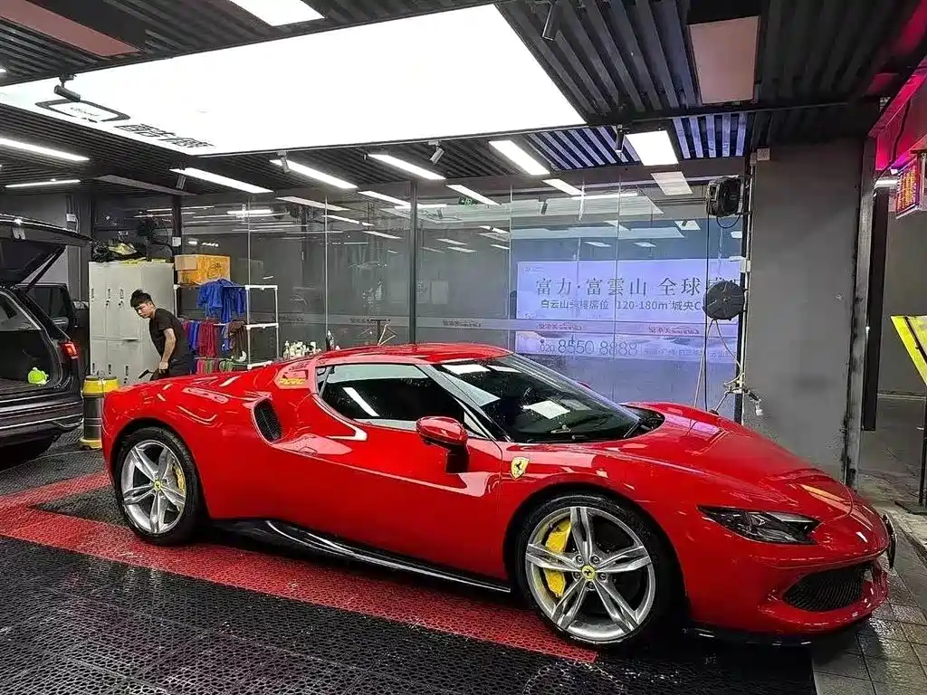 Ferrari 296 2021 3.0T V6 GTB