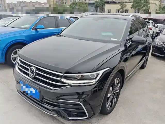 VOLKSWAGEN TIGUAN L 2022