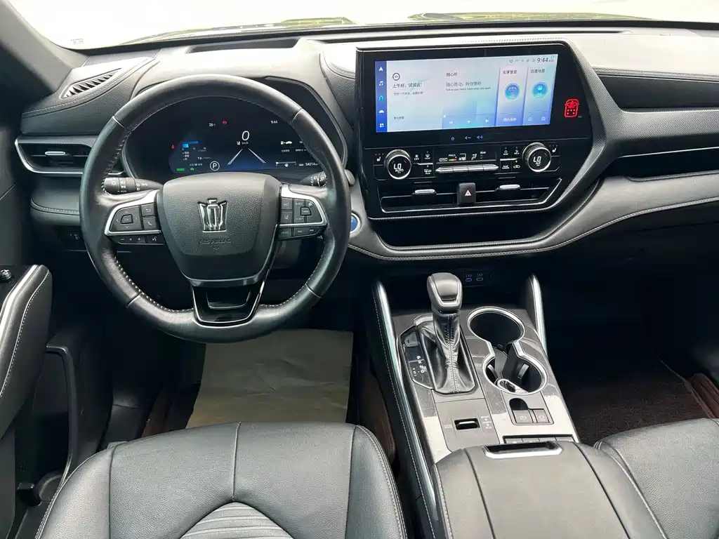 Toyota Crown Kluger — миниатюра 3