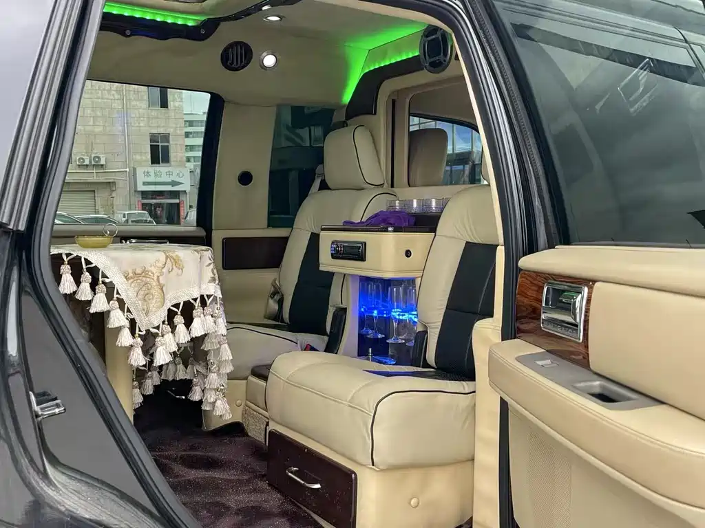 Lincoln Navigator 2010 5.4L AWD