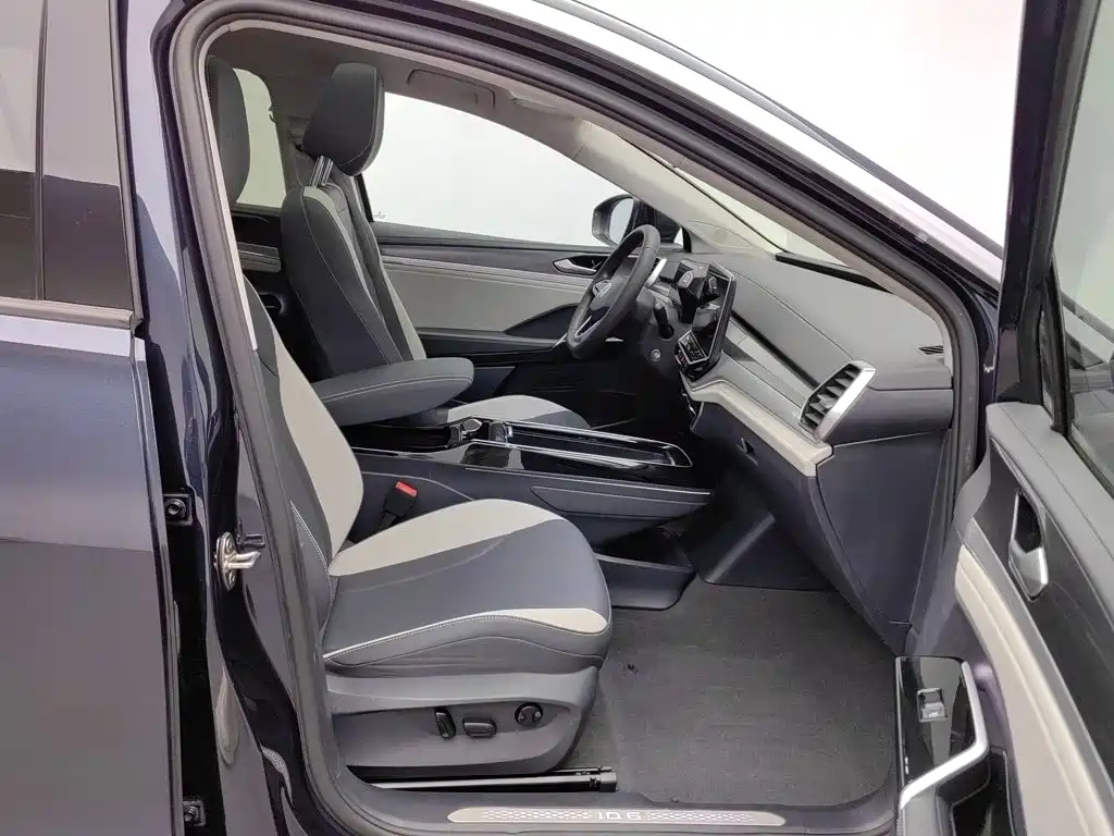 Volkswagen ID.6 Crozz — миниатюра 23