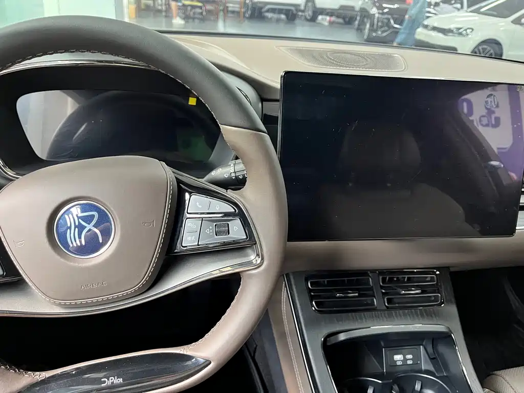 BYD Han — миниатюра 14