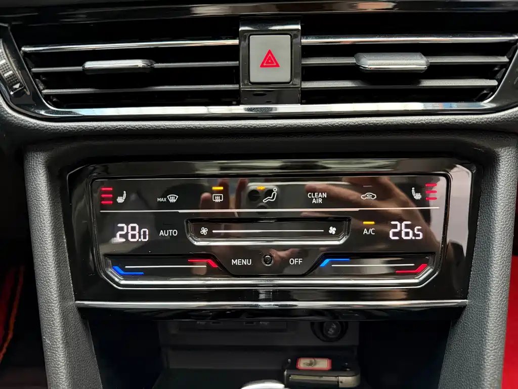 Volkswagen Tharu — миниатюра 10