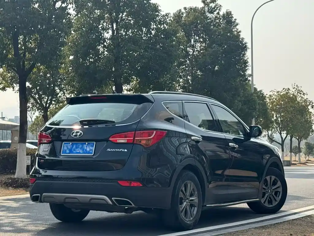 Hyundai Santa Fe — миниатюра 4