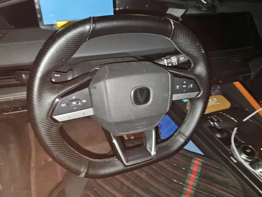 Changan UNI-V iDD — миниатюра 15