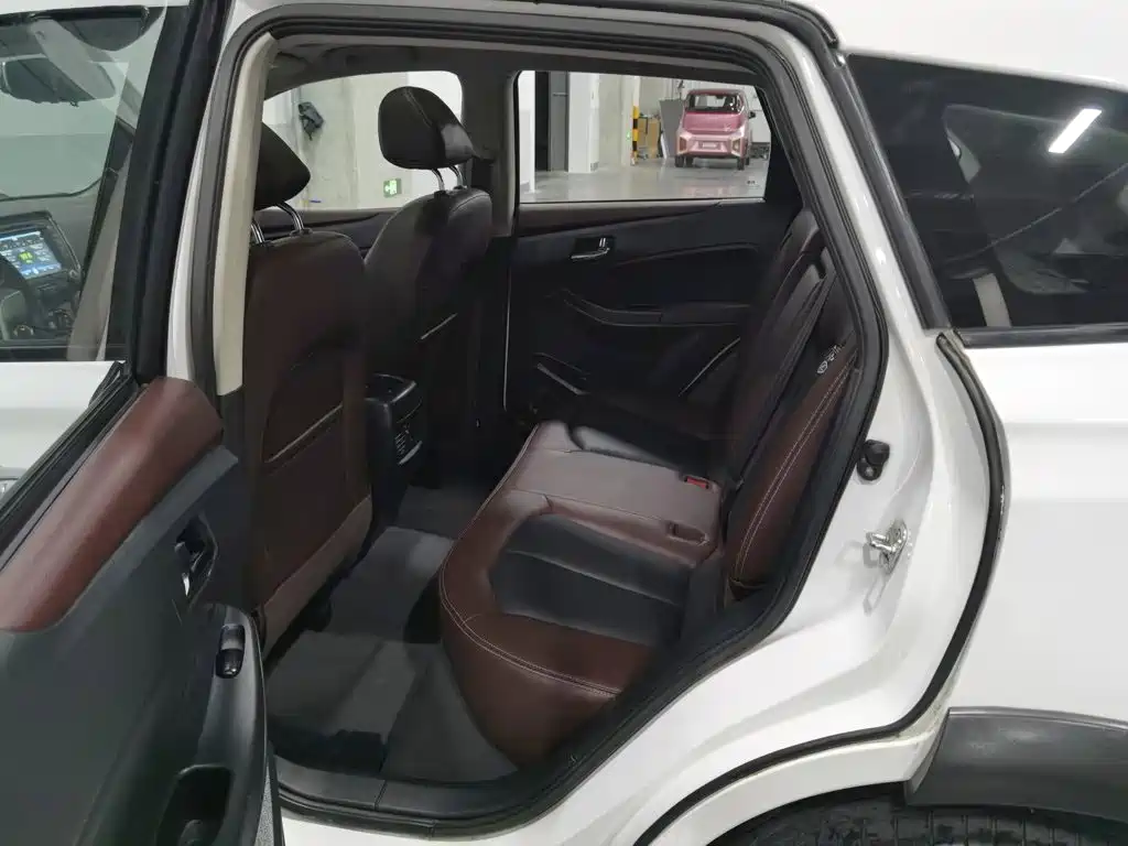Venucia T70X — миниатюра 15